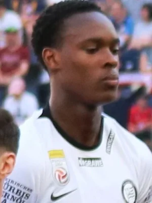 Emanuel Emegha photo